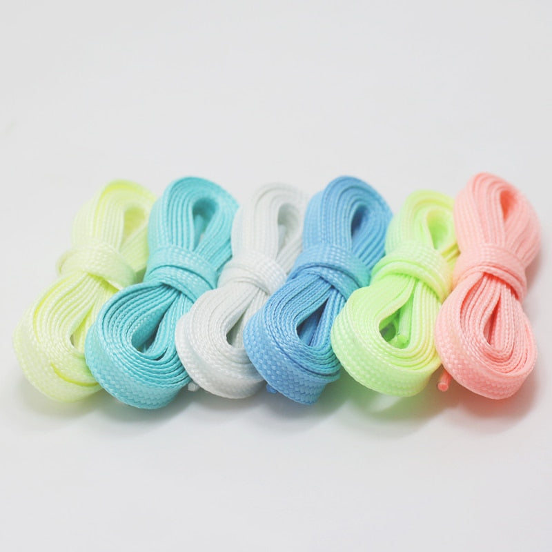 Luminous Flat Shoelaces